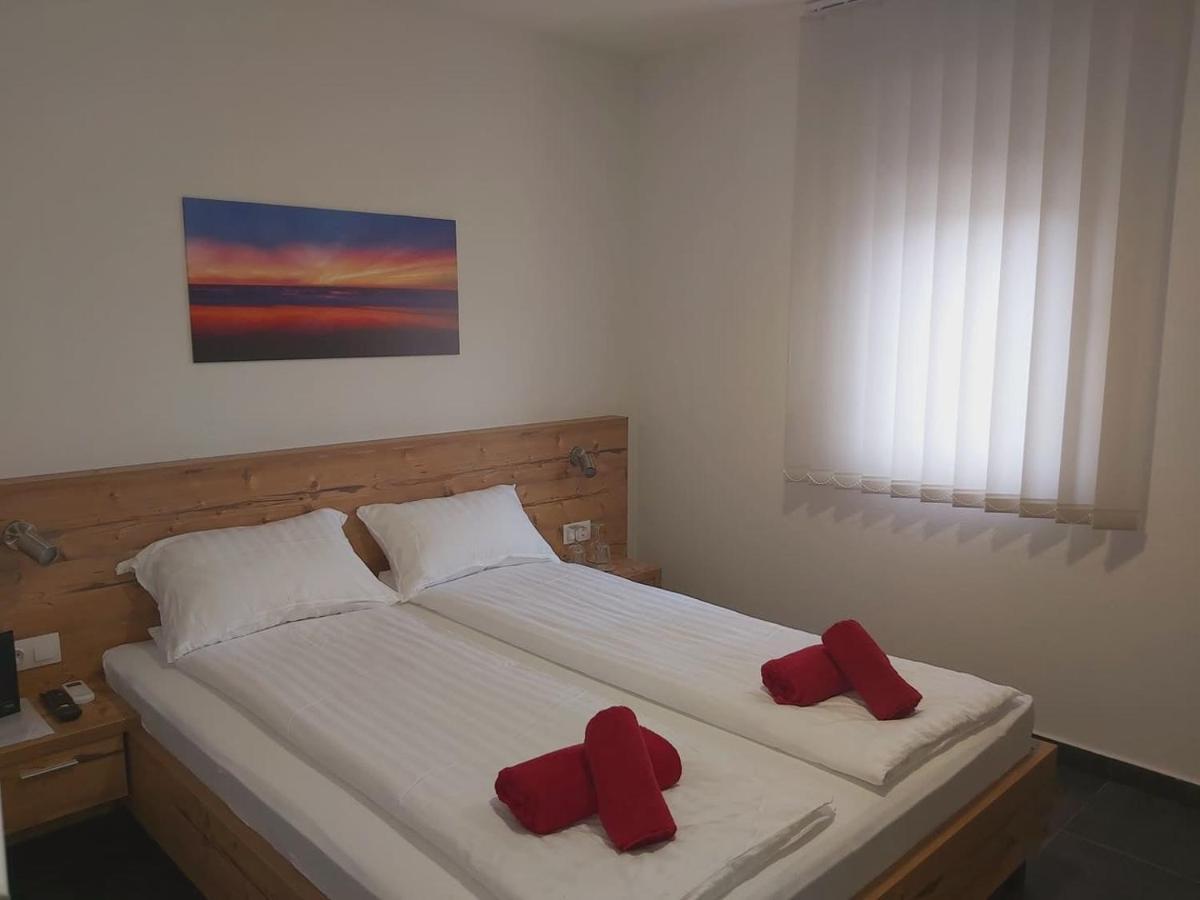Gold Apartmani Kozarac Dış mekan fotoğraf