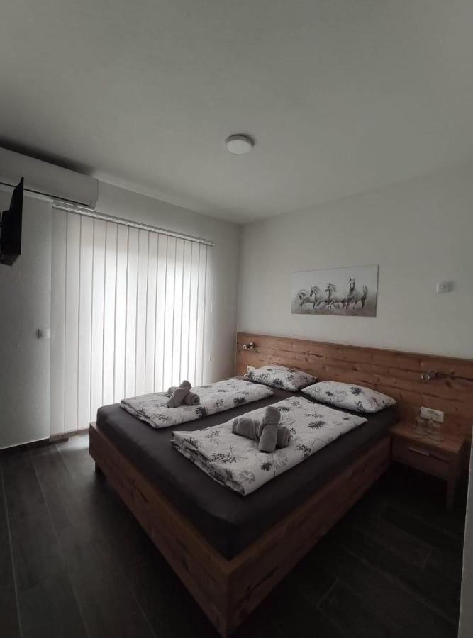 Gold Apartmani Kozarac Dış mekan fotoğraf