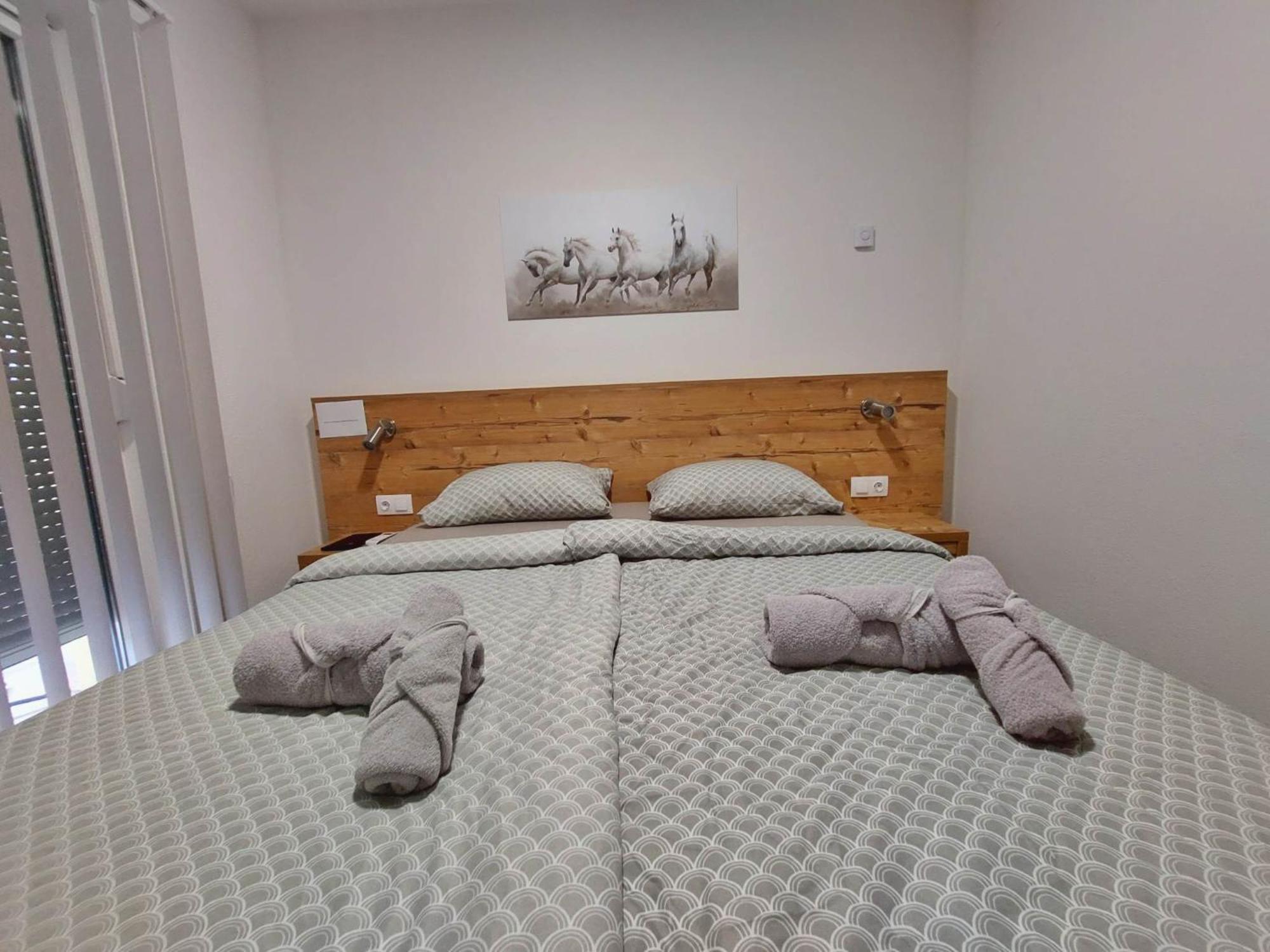 Gold Apartmani Kozarac Dış mekan fotoğraf